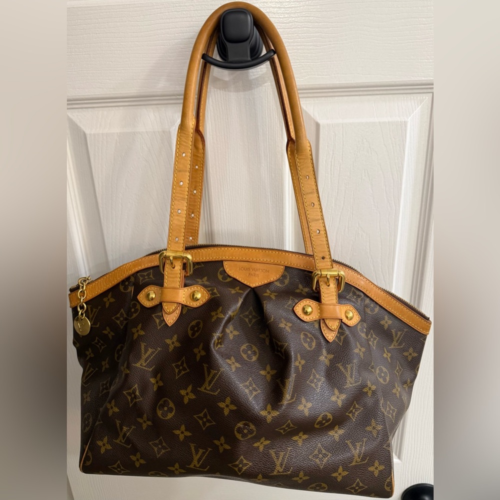 Authentic Louis Vuitton Monogram Canvas Tivoli GM